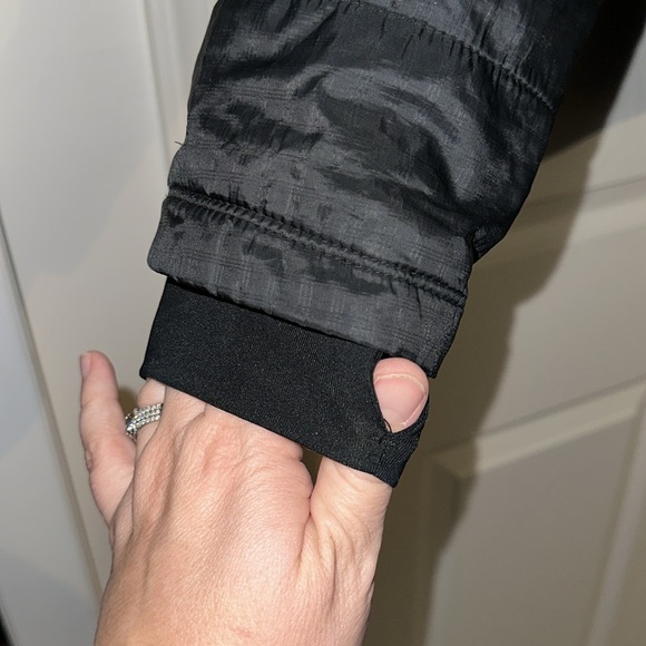 Women’s Columbia winter jacket - Picture 3 of 4